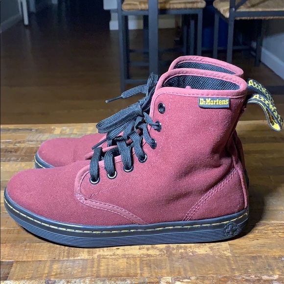 doc martens sheridan canvas